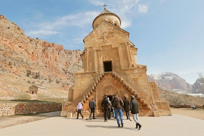 4 Days Armenia Package with Accommodation, Tours and Transfers - From Zvartnots to your hotel: transfers that get you settled fast