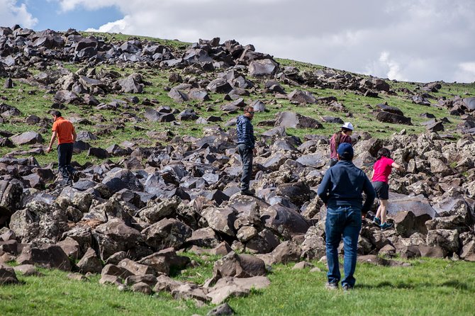 Daily jeep tour to Garni gorge and Geghama mountains - The day’s timing: how the 10 hours usually feel