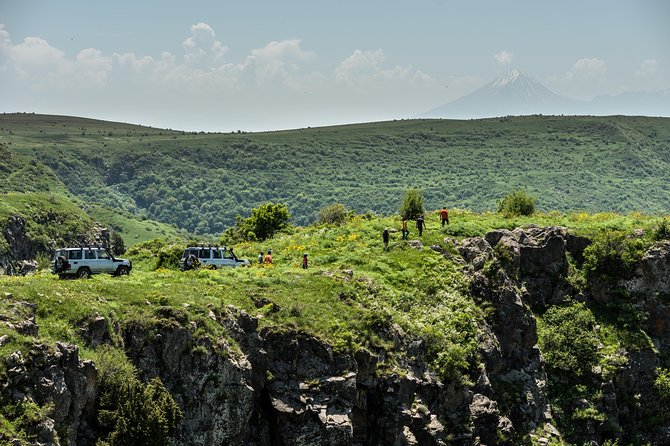 Daily jeep tour to Garni gorge and Geghama mountains - Garni Temple: a quick stop that still feels worthwhile