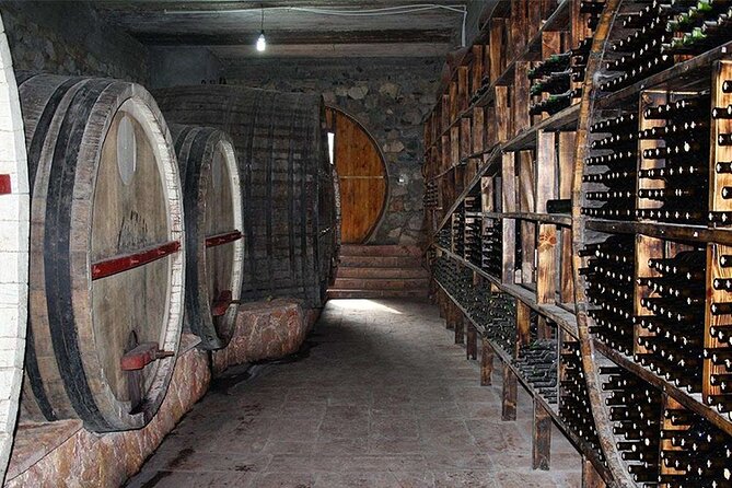 Day trip to Jermuk: Noratus, Hayravank, Selim Pass - Areni winery: wine tasting in Armenia’s winemaking heartland