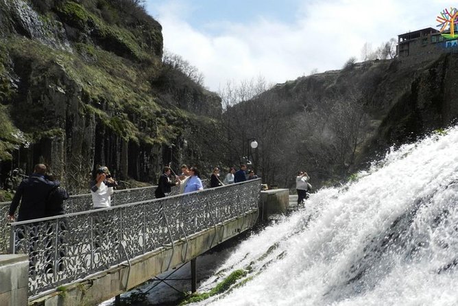 Day trip to Jermuk: Noratus, Hayravank, Selim Pass - What you really get from this tour (and where you need to adjust)
