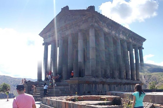 Family package for 7 days - What you’ll do each day: city tour, heritage sites, and monument time