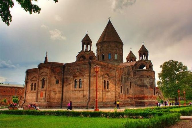 Full day rent car with driver service around Armenia (8-10 hrs) - Private Car With Driver: What You Actually Get