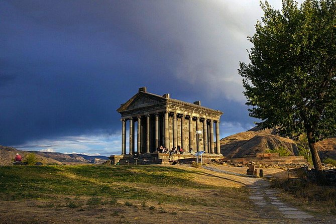 Garni, Geghard, Charents Arch, Azat reservoir, Khor Virap - Key highlights at a glance