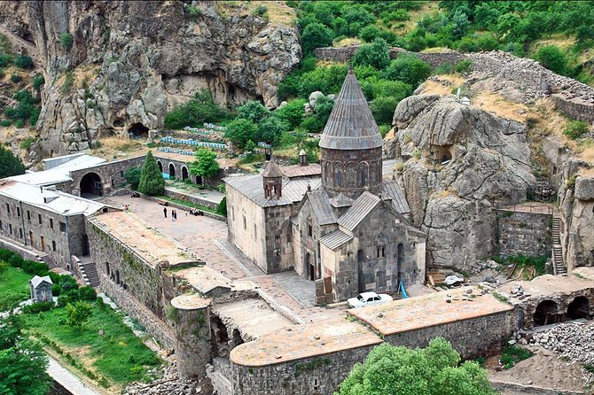 Group Tour: Garni, Symphony of Stones, Geghard, Lavash Baking - Getting Oriented: Hyur Service Start, Easy Stops, Real Timing