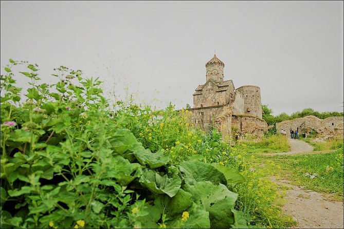 Group Tour: Shaki waterfall, Tatev monastery & ropeway, Hin Areni winery - Shaki Waterfall near Sisian: the quick-hit nature stop