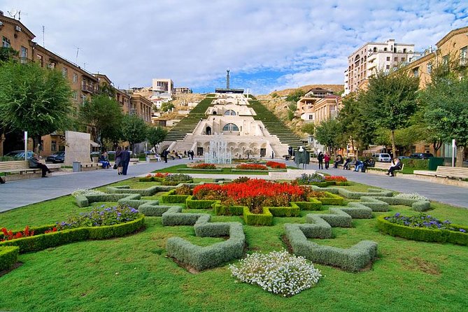 Group Tour: Sightseeing in Yerevan, Erebuni Museum and Fortress - Bonuses You May Get: Markets, Rugs, and Brandy Stops