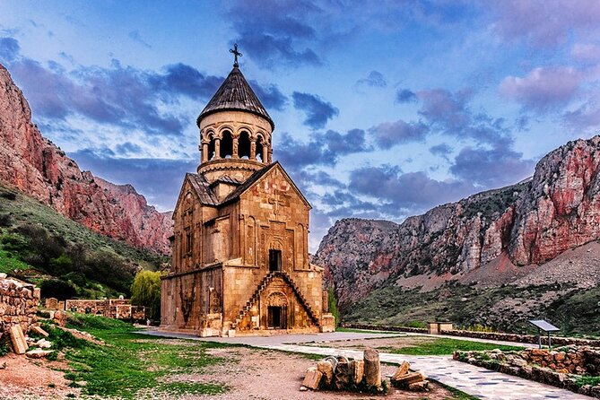 Guided tour: Khor Virap, Noravank Monastery, Areni, Jermuk - Areni Wine Factory: What Included Tasting Feels Like