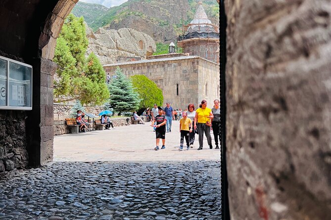 Khor Virap, Garni, Geghard,Azat Reservoir Highlights:Private tour - The guide factor: when Levan’s explanations make the day