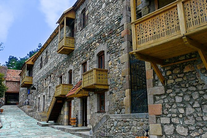 Lake Sevan & Dilijan Guided Day Trip with Ijevan Wine Tour - Dilijan-Style Stops and the Tsakadzhor Funicular Moment