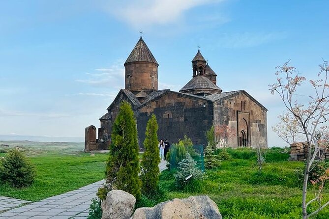 Mount Aragats,Amberd Fortress,Alphabet Monument, Saghmosavank - Stop 3: Amberd Fortress, Vagram Pahlavuni, and the Church of Vagramashen