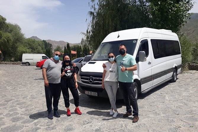One way Yerevan airport transfer - Zvartnots pickup that gets you moving fast