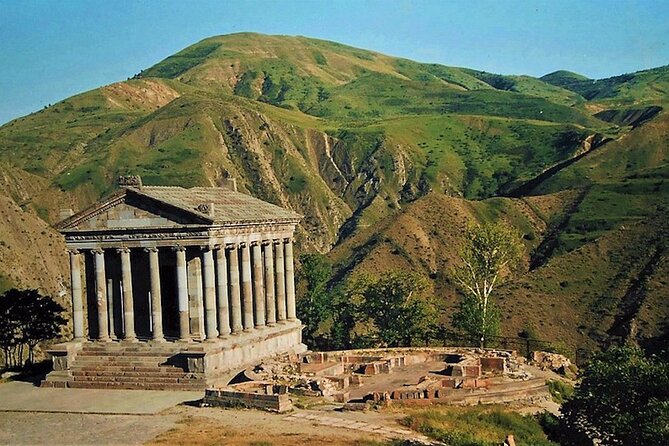 Private Day Trip to Symphony of Stones-Garni-Geghard & Lake Sevan - Symphony of Stones: the quick geology walk you will remember