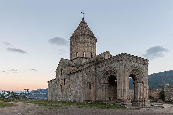Private Tour to Areni winery, Tatev (ropeway), Khndzoresk (cave city) - Areni Winery: short wine tasting with local focus