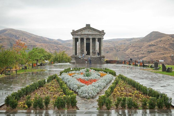 Private tour to Garni - Geghard - Tsaghkadzor (Kecharis) - Stop 1: Garni Temple and the Pagan-to-Christian Story