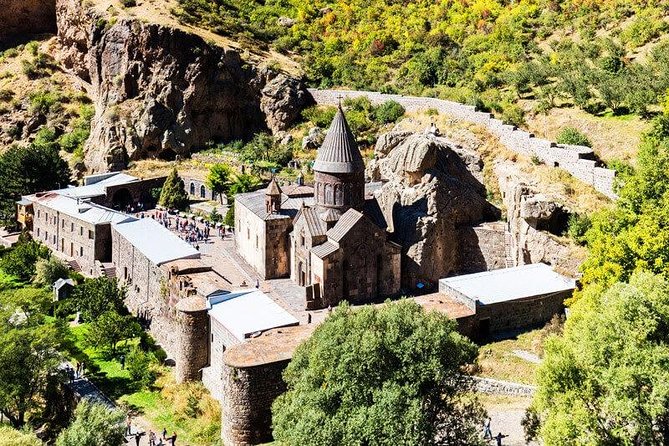 Private Tour to Garni Temple, Geghard & Khor Virap Monasteries, Azat Reservoir - The human factor: guides, drivers, and how your day gets better