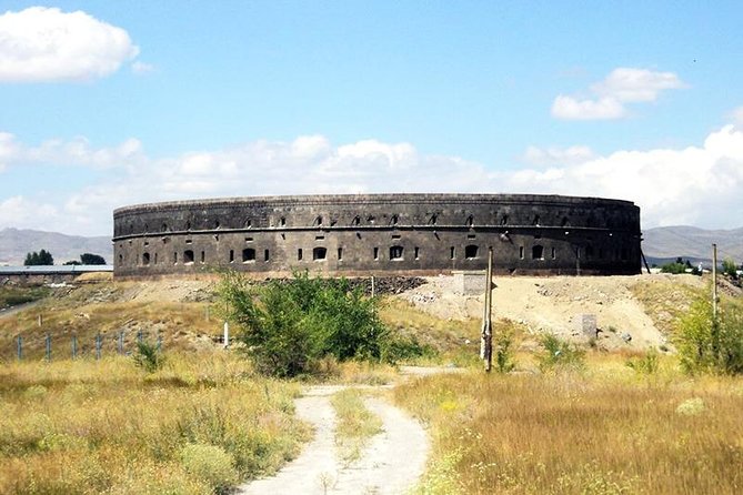 Private tour to Gyumri, Dzitoghtsyan Museum, Black Fortress - Black Fortress: a border-era stronghold with a big atmosphere