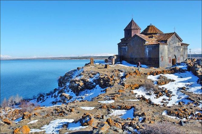 Private tour to Khor Virap, Areni winery, Noravank, Selim pass, Hayravank - Areni winery tasting: a short pause that changes the tone