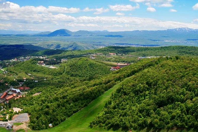 Private tour to Tsaghkadzor, Kecharis, Ropeway - What to wear and what to expect from all-weather touring