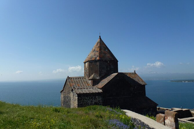 Private tour: Tsaghkadzor, Sevan lake, Dilijan town and Haghartsin monastery - Sevanavank monastery: the peninsula viewpoint that ties the lake together