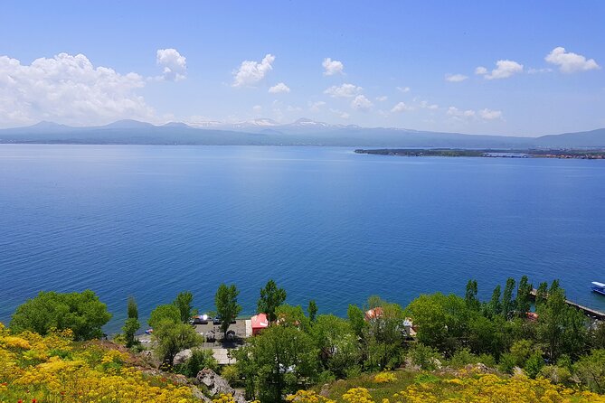 Private tour: Tsaghkadzor, Sevan lake, Dilijan town and Haghartsin monastery - Old Dilijan: a brief dose of cozy town life