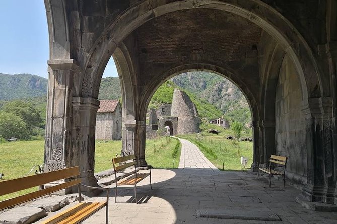 Private Transfer & Tour from Tbilisi to Yerevan or Yerevan to Tbilisi - What the day feels like: timing, food, and stamina