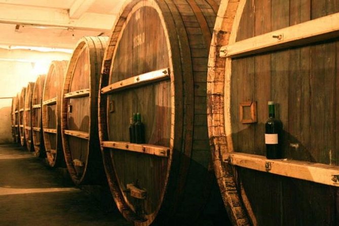 Private wine tour to Khor Virap, Areni winery, Noravank - Stop 1: Khor Virap and the Mount Ararat Moment