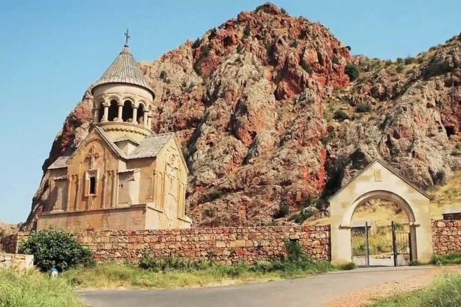 Private wine tour to Khor Virap, Areni winery, Noravank - Stop 3: Areni Wine Tasting for a Taste of South Armenia