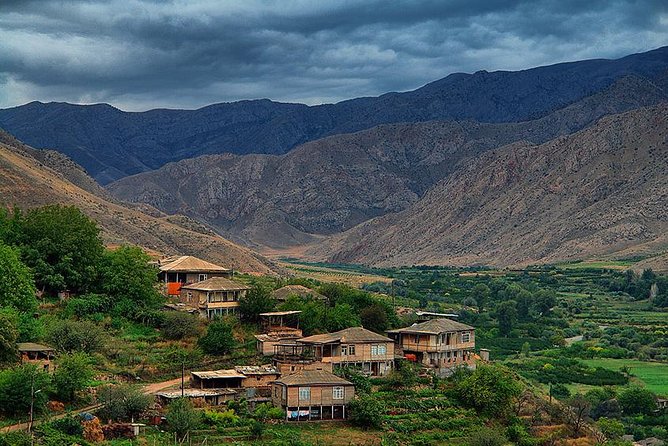 Tatev Ropeway and Monastery, Khor Virap, Noravank, Areni Winery - private tour - Food, Wine, and the Realistic Timing of a 12-Hour Loop