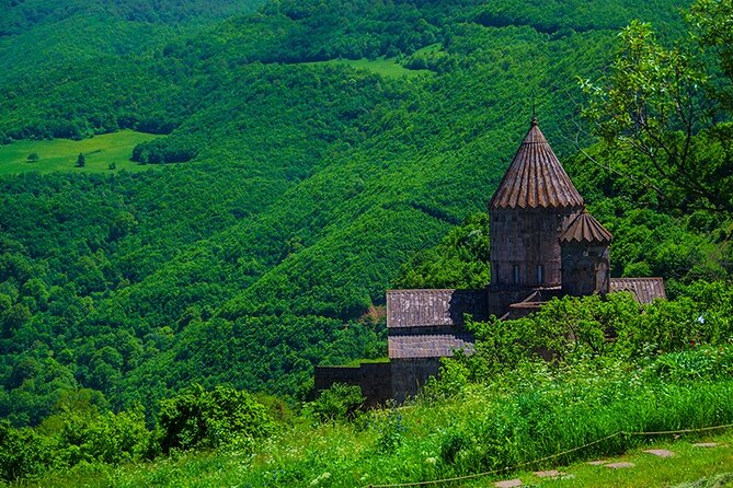 Tatev & Shaki Waterfall Guided Group Tour with Wine Tasting - Guides and Drivers: The Difference Between a Good Day and a Great One