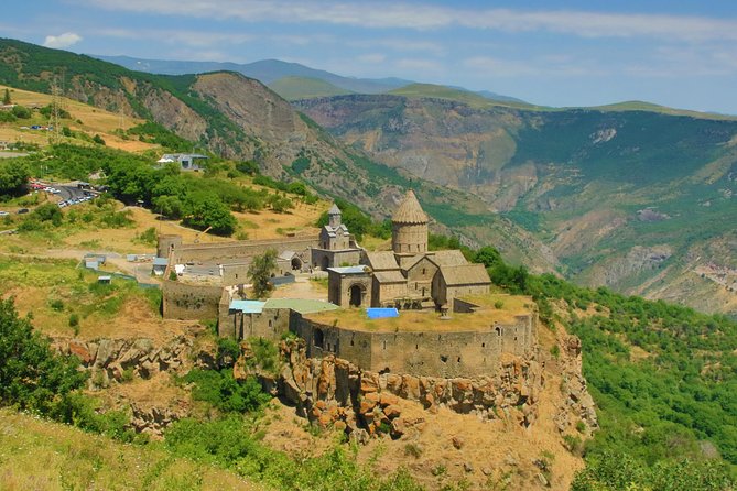 The Great Beauty of Armenia: 7-Day Culture and Cuisine Tour - Day 7: Vernissage Market and Tashir Sweets for Final-Day Shopping