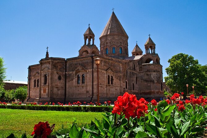 Tsitsernakaber-Hripsime-Echmiatsin-Noy brandy factory - Tsitsernakaberd: a strong start that sets the tone in Yerevan