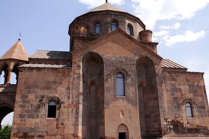 Tsitsernakaber-Hripsime-Echmiatsin-Noy brandy factory - Echmiatsin (Holy Sea): exterior views during restoration, plus the museum that fills the gaps
